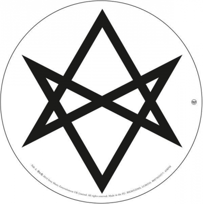 a simple cool sweatshirt